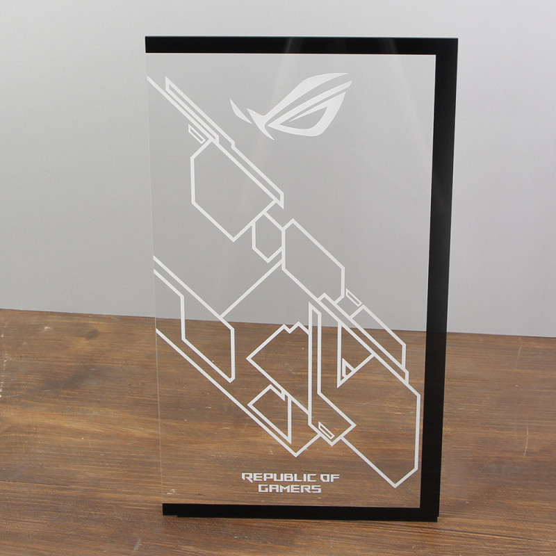 Hyte Y70 | Front Panel Engraved | ColdZero